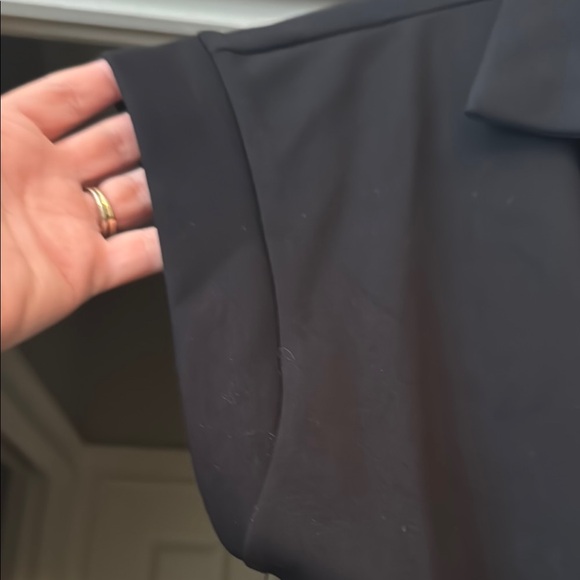 Black Short Sleeve Romper with Zipper - Picture 4 of 6